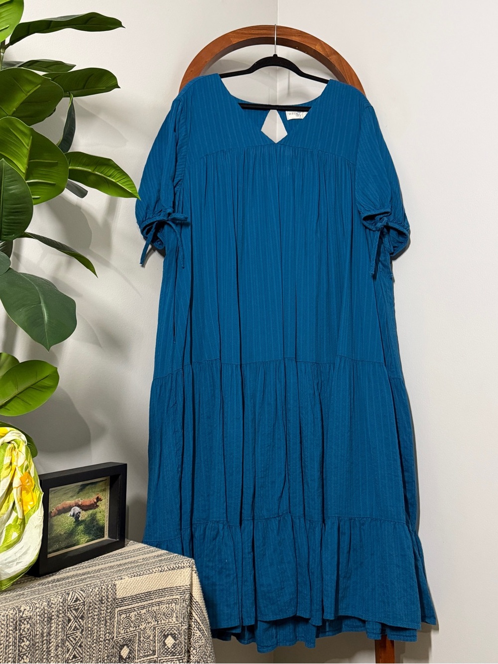Terra & Sky 4X Teal Blue V Neck Cutout Back Sleeve Tie Tiered Textured Dress